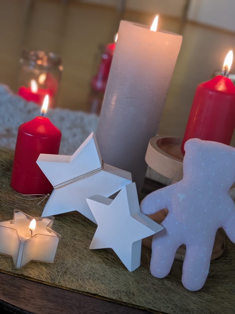 Yoga Lehrerin Bad Staffelstein
Vinyasa Yoga
Ruhe Gelassenheit
Zufriedenheit
Innere Stärke
Sternenmamas